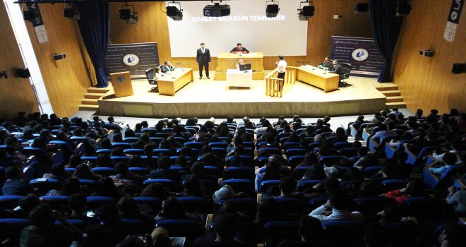 Sanal duruşma ile LAÜ hukuk öğrencileri mesleğe hazırlanıyor 