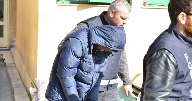 Satışa hazır 12 gram bonzai ele geçirildi