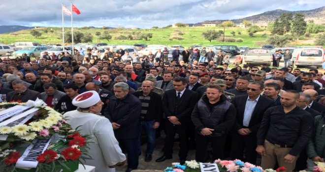 SELDE YAŞAMINI YİTİREN TOLGA BEKÇİ VE GÜNAY KANDAZ TOPRAĞA VERİLDİ