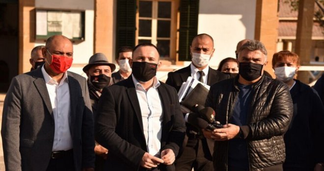 Sendikal Platform, Ersin Tatar aleyhine Yüksek Mahkeme'de dava dosyaladı