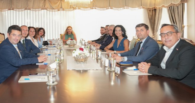 Sibel Tatar: Kıbrıs Türkü için yapılacak iş birliği çok önemli