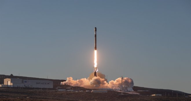 SpaceX'ten tarihi başarı: 400’üncü roket inişi gerçekleşti