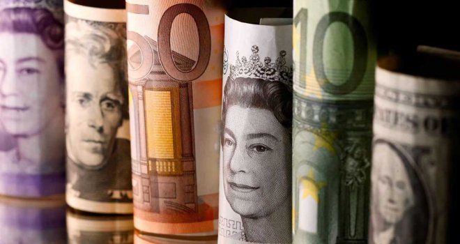 Sterlin 23,59, euro 20,72, dolar 19,19 liradan işlem görüyor