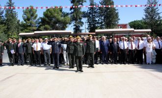 1 AĞUSTOS TOPLUMSAL DİRENİŞ BAYRAMI... LEFKOŞA’DA İKİ TÖREN DÜZENLENDİ
