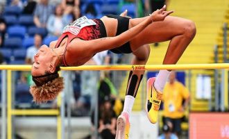 Buse Savaşkan, kadınlar yüksek atlamada 12 yıl sonra Türkiye'yi olimpiyatlara taşımak istiyor