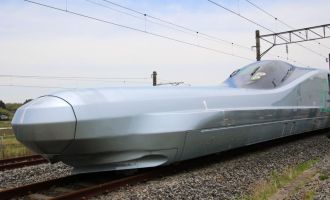 Dünyanın en hızlı 'mermi treni' Japonya'da test ediliyor