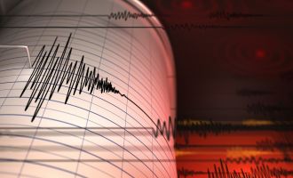 FİLİPİNLER'DE 6,7 BÜYÜKLÜĞÜNDE DEPREM