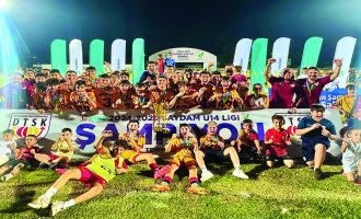 Saydam U14 Ligi’nin şampiyonu Dumlupınar!