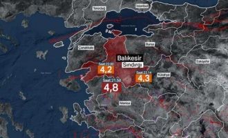 Sındırgı'da art arda 221 deprem oldu!