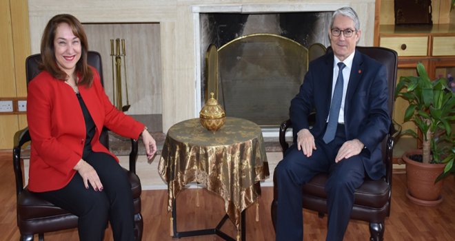 TC Lefkoşa Büyükelçisi Kanbay, Sağlık Bakanı Besim’i ziyaret etti