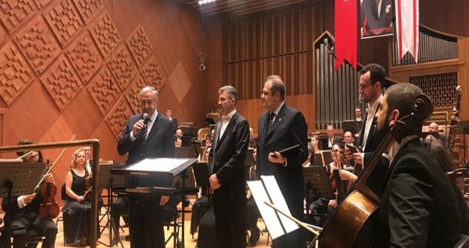 TC ve KKTC Cumhurbaşkanlığı Senfoni Orkestraları ilk konserini verdi