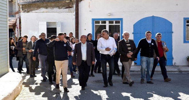 TDP'  İSKELE'DE  KATILIMCI SİYASETİNİ YURTTAŞLARA ANLATTI, SORULARI CEVAPLADI