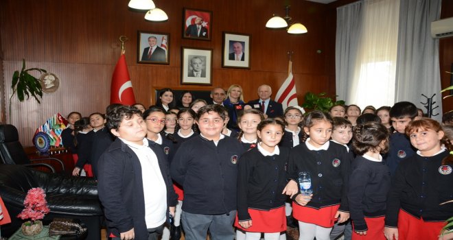 TED KUZEY KIBRIS KOLEJİ İLKÖĞRETİM ÖĞRENCİLERİ MECLİS BAŞKAN VEKİLİ TÖRE’Yİ ZİYARET ETTİ