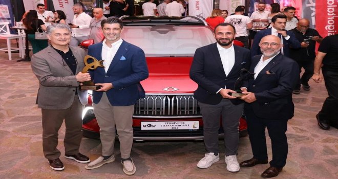 Togg T10X, ''Türkiye'de Yılın Otomobili' seçildi