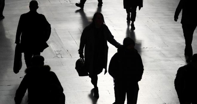 Toplumda semptom göstermeyen virüs taşıyıcıları var