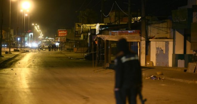 TUNUS'TA HAYAT PAHALILIĞI PROTESTOLARI SÜRÜYOR