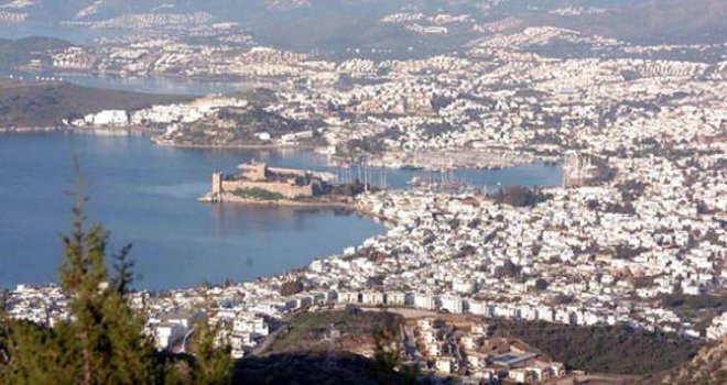 TURİST SAYISI ARTTI KONAKLAMA SÜRESİ AZALDI