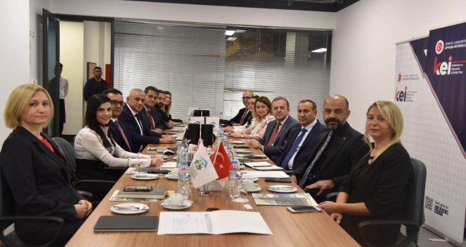 Türkiye Aile ve Sosyal Hizmetler Bakanlığı heyeti KKTC'de!