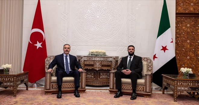 Türkiye Dışişleri Bakanı Fidan, Şam’da Suriye’nin yeni lideri eş-Şera ile görüştü