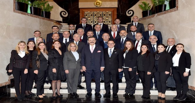 TÜRKİYE-KKTC TİCARET ODASI FORUMU YAPILIYOR