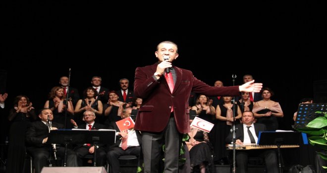 TÜRKİYE KÖMÜR İŞLETMELERİ TÜRK SANAT MÜZİĞİ KOROSU GİRNE’DE KONSER VERDİ