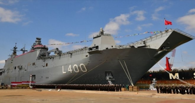 Türkiye MSB, Türkiye'nin en büyük savaş gemisi "TCG Anadolu"nun fotoğraflarını paylaştı