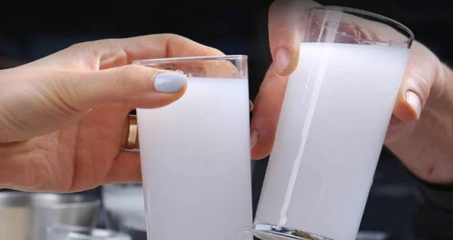 Türkiye'de rakı, KKTC'den yüzde 261 daha pahalı