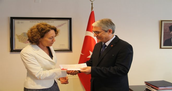 TÜRKİYE’DEN KAYIP ŞAHISLAR KOMİTESİ’NE 100 BİN DOLARLIK YARDIM.