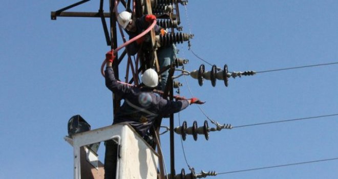 TURUNÇLU BÖLGESİNDE 7 SAATLİK ELEKTRİK KESİNTİSİ