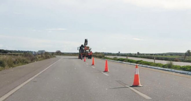 Turunçlu Kavşağı’na bariyer döşeniyor