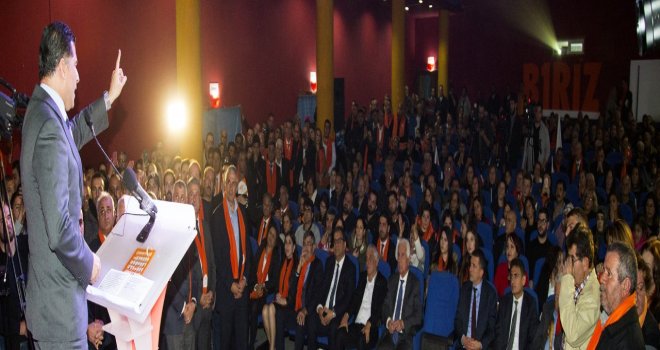 UBP LEFKE’DE SALONA SIĞMADI.