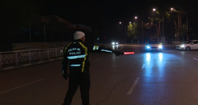 Ülke genelinde gerçekleştirilen denetimler sonucu 1648 araç sürücüsü kontrol edildi