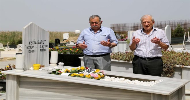 VEDİA BARUT MEZARI BAŞINDA ANILDI