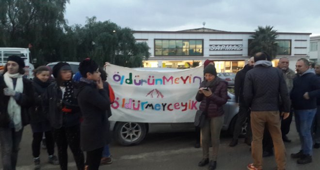 VİCDANİ RET İNİSİYATİFİ, MERKEZİ CEZAEVİ ÖNÜNDE EYLEM YAPTI