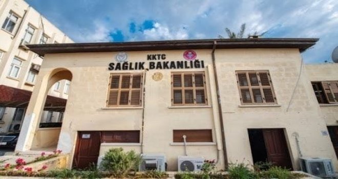 Virüse yakalanan hemşire sayısının 5 olduğunu açıkladı