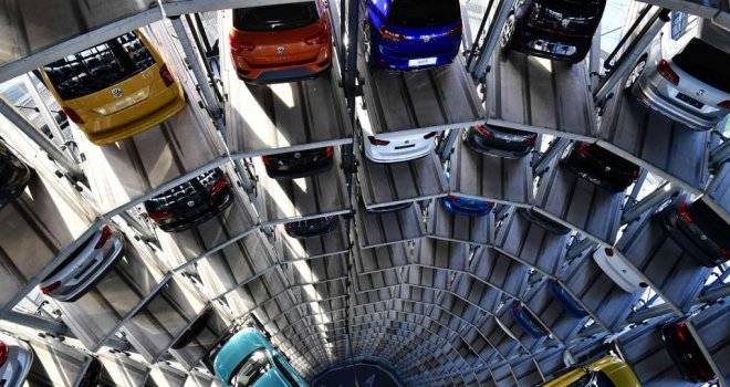 Volkswagen, hareket nedeniyle Türkiye kararını erteledi, Bulgaristan atağa geçti