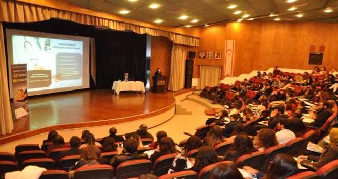 “Vücut Geliştirme ve Fitness Sporları İçin Spor Diyetisyenliği Kursu” düzenledi