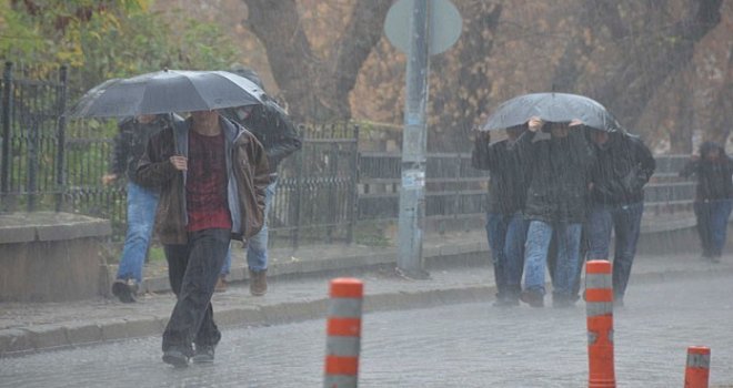 YARIN VE PAZAR GÜNÜ YER YER YAĞMUR BEKLENİYOR..
