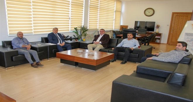 YDP, GAZİMAĞUSA BELEDİYE BAŞKANI İSMAİL ARTER’İ MİLLİ BİRLİK ŞÖLENİ’NE DAVET ETTİ