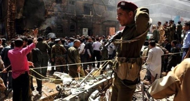 YEMEN'DEKİ HAVA SALDIRILARI VE ÇATIŞMALARINDA 27 KİŞİ HAYATINI KAYBETTİ