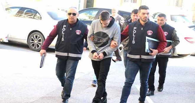 Yeniden cezaevine gitti