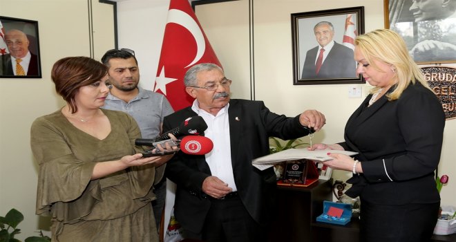 YENİERENKÖY BELEDİYESİ’NDEKİ İSTİFALAR İÇİŞLERİ BAKANLIĞI’NDA...