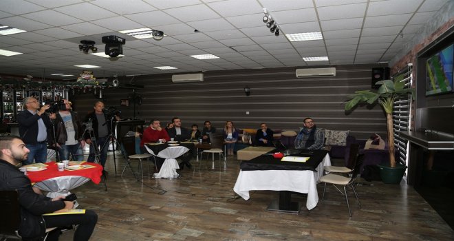 “YEŞİL ADANIN KARA YÜZÜ” İSİMLİ KİTABIN TANITIMI YAPILDI