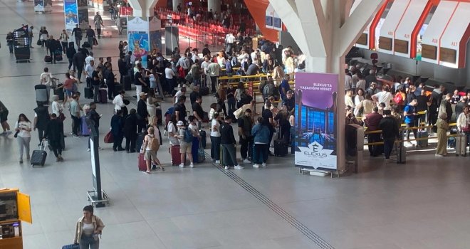 Yolcu sayısı % 20.49, uçak sayısı % 13.23 arttı 