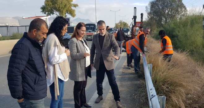 Yollarda otokorkulukların bakım onarımına başlandı