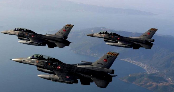 Yunan uzmanlar: Türkiye’yle savaş ihtimali artıyor