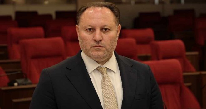 Ziya Öztürkler: Rum Yönetimi'ni taşınmaz mal konusundaki kararı huzursuzluk yaratacak