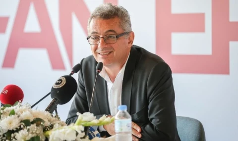 Rum Basını: Erhürman, Erdoğan ile konuşana kadar herkesi bekletiyor