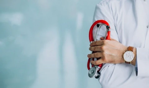 Rum Tabipler Birliği, KKTC hekim sendikalarının FEMS tarafından tanınmasını kınadı