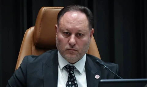 Meclis Başkanı Ziya Öztürkler: Anayasa Mahkemesi kararları yoruma açık değil